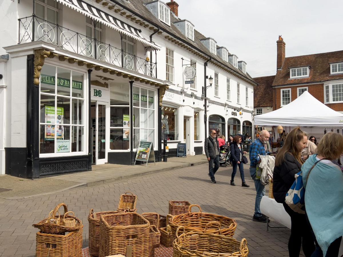 Miller Cottage A Luxury 1550'S Cottage In The Historic Centre Of Saffron Walden Ngoại thất bức ảnh